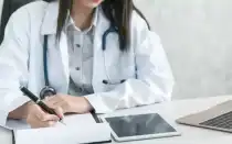 Как вытащить осколок стекла из ноги
